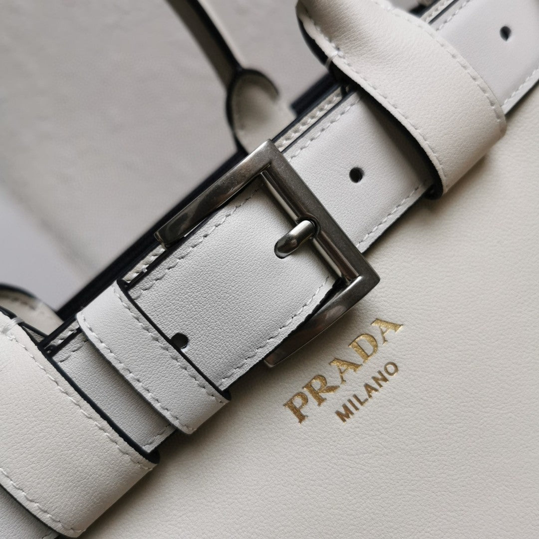 Pr*da white/black Pr*da buckle small leather handbag with belt - image 6