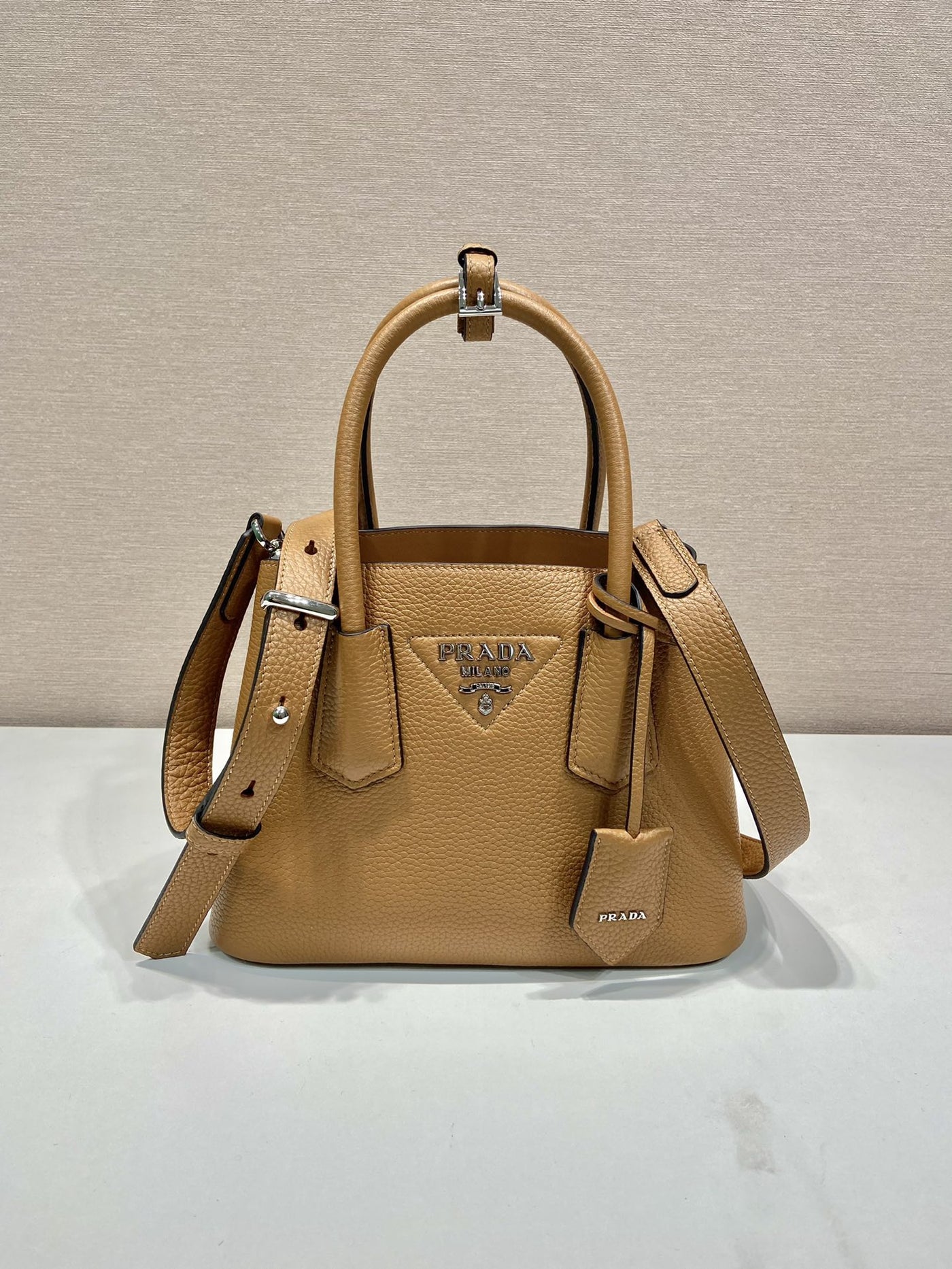 Pr*da small Pr*da double saffiano leather bag - image 9
