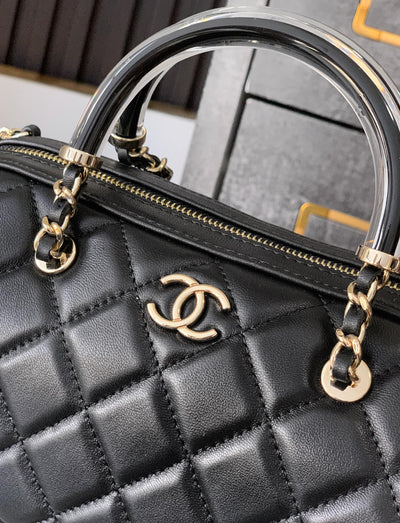 Chan*l matelasse black shoulder bag leather - image 6