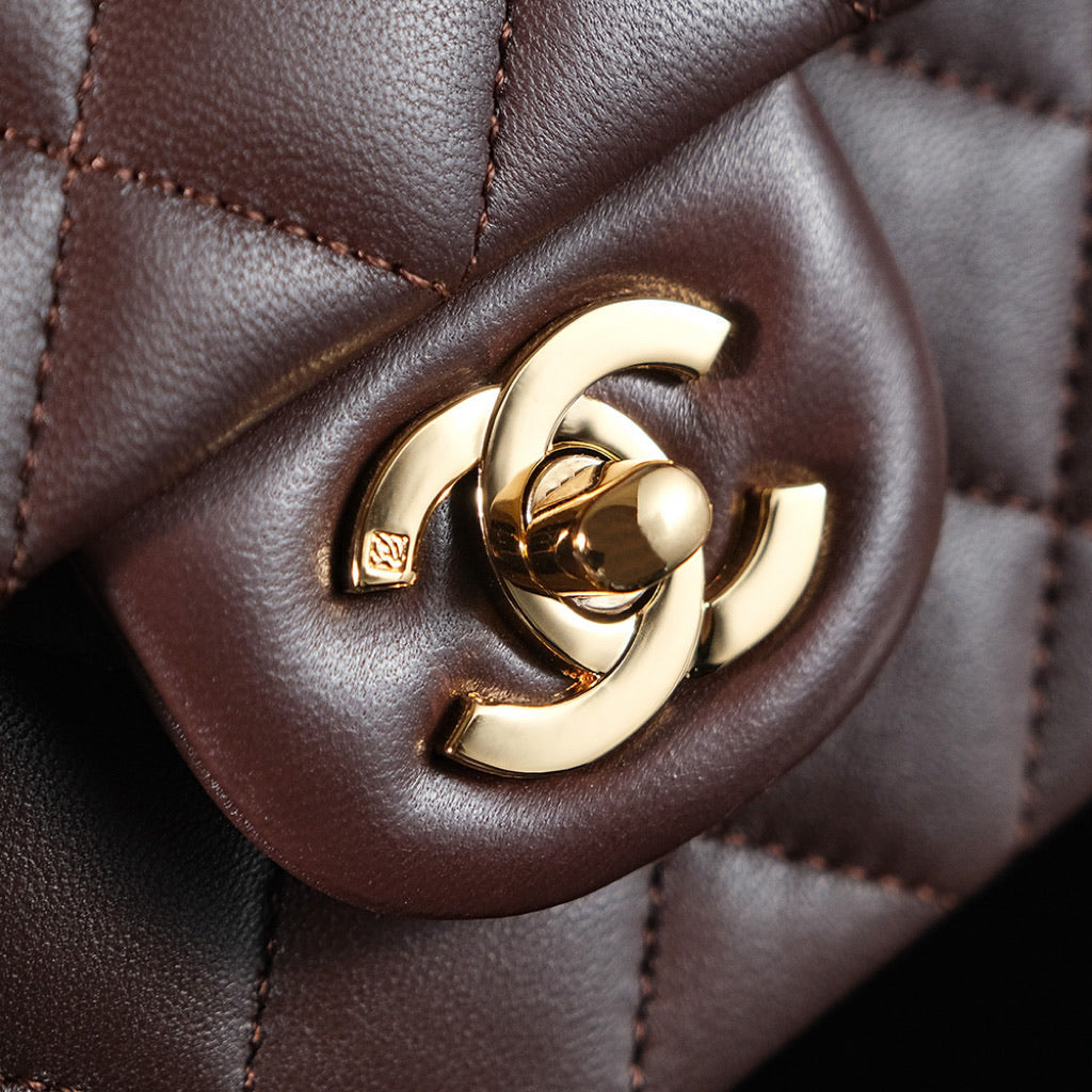 Chan*l classic mahroon colour with gold hardware - image 4