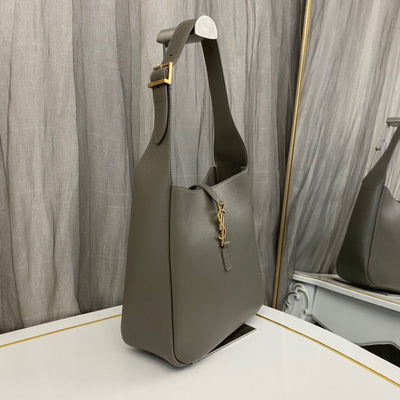 saint laurent le 5 à 7 supple hobo bag - image 5