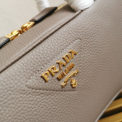 Pr*da medium leather top-handle bag - image 6