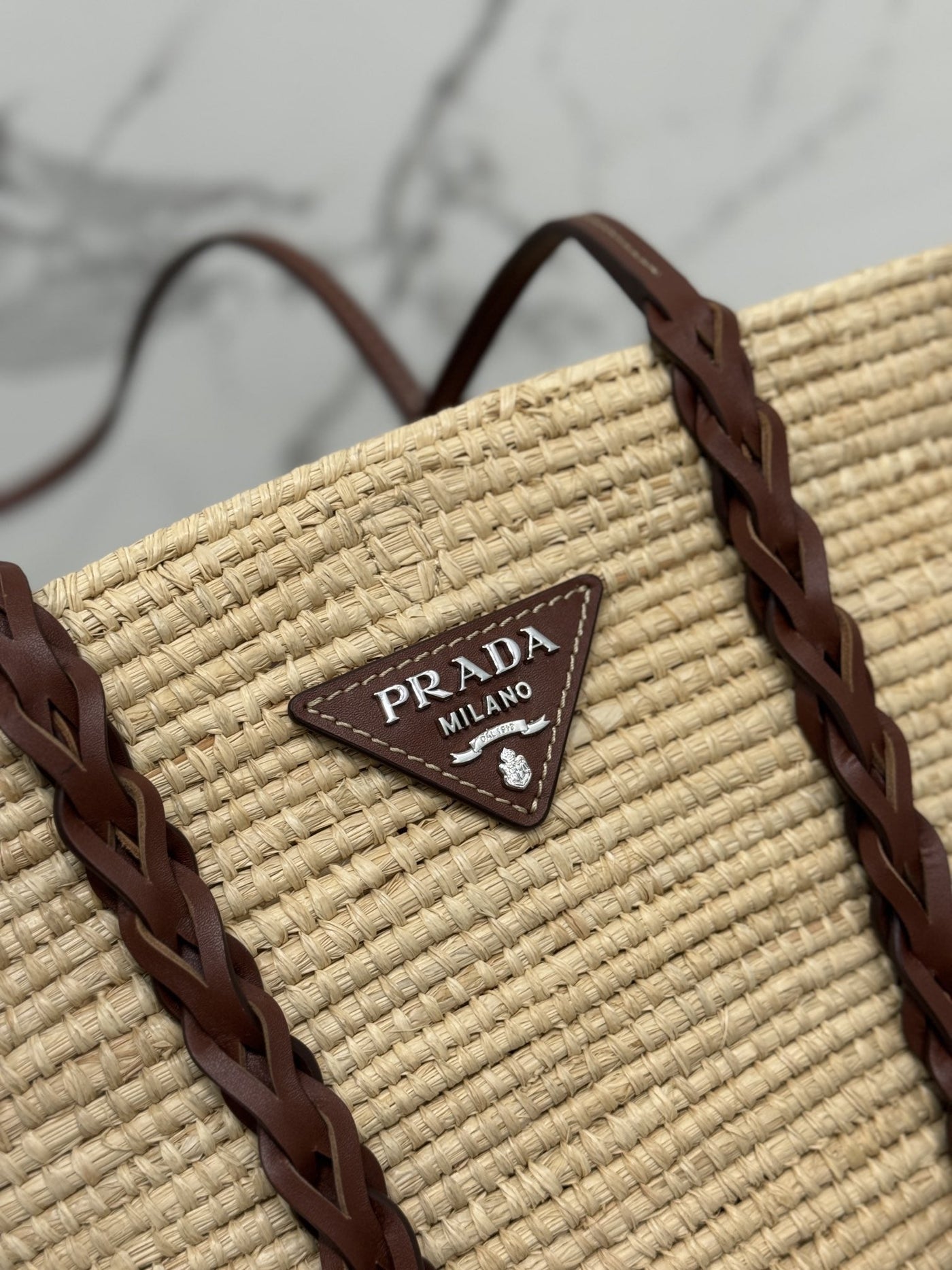 Pr*da braided handle basket bag - image 7