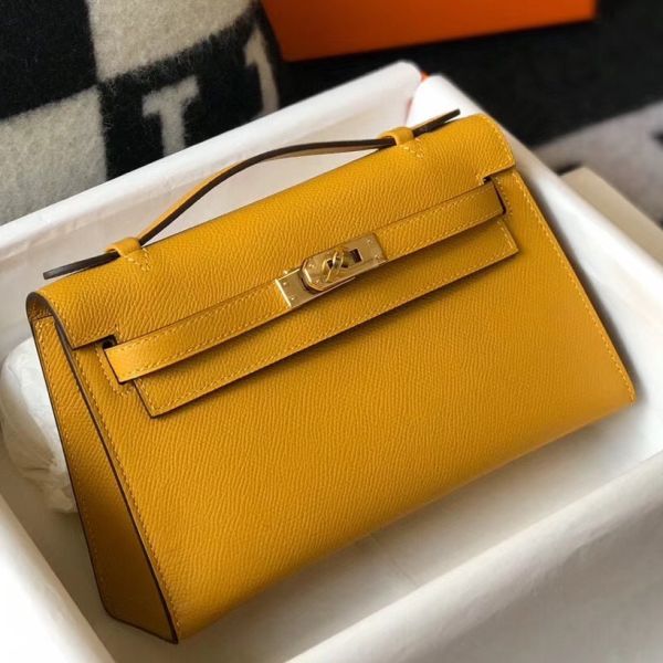 HERM Kelly Pochette Bag In Yellow Epsom Leather - Main Image