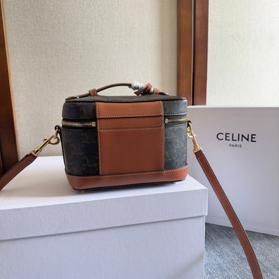 VANITY 18 IN BLACK TRIOMPHE CANVAS AND BROWN CALFSKIN GOLD HARDWARE - Image 9