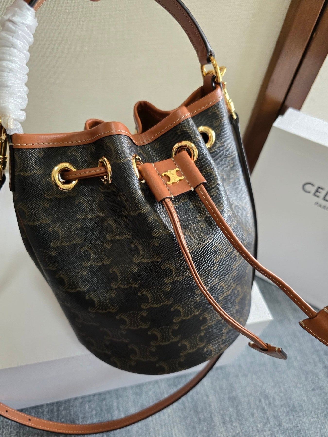 CLARA BAG 19 IN BLACK TRIOMPHE CANVAS AND BROWN CALFSKIN TRIM - Image 8