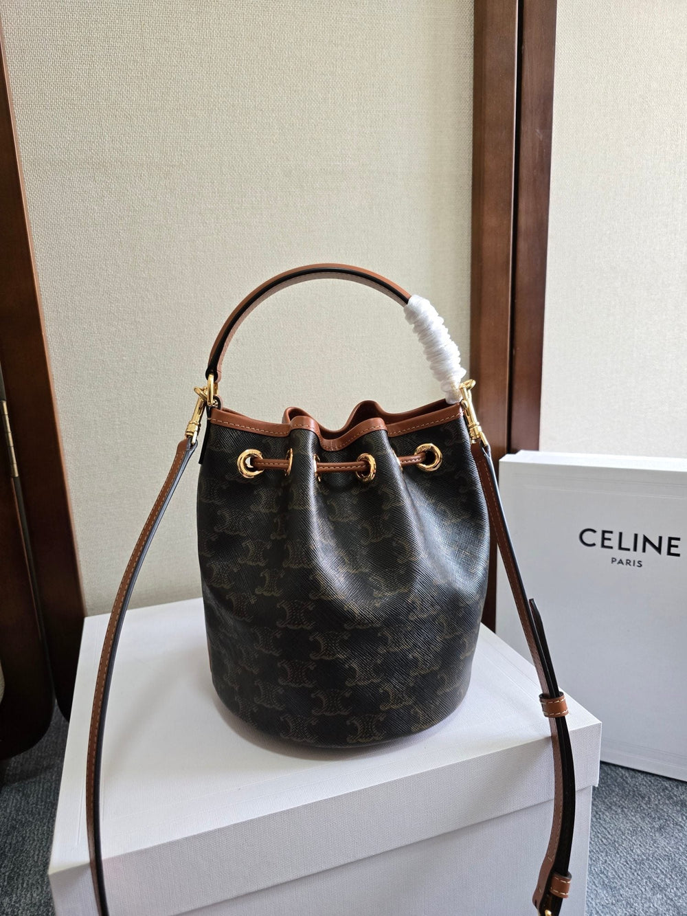 CLARA BAG 19 IN BLACK TRIOMPHE CANVAS AND BROWN CALFSKIN TRIM - Image 2