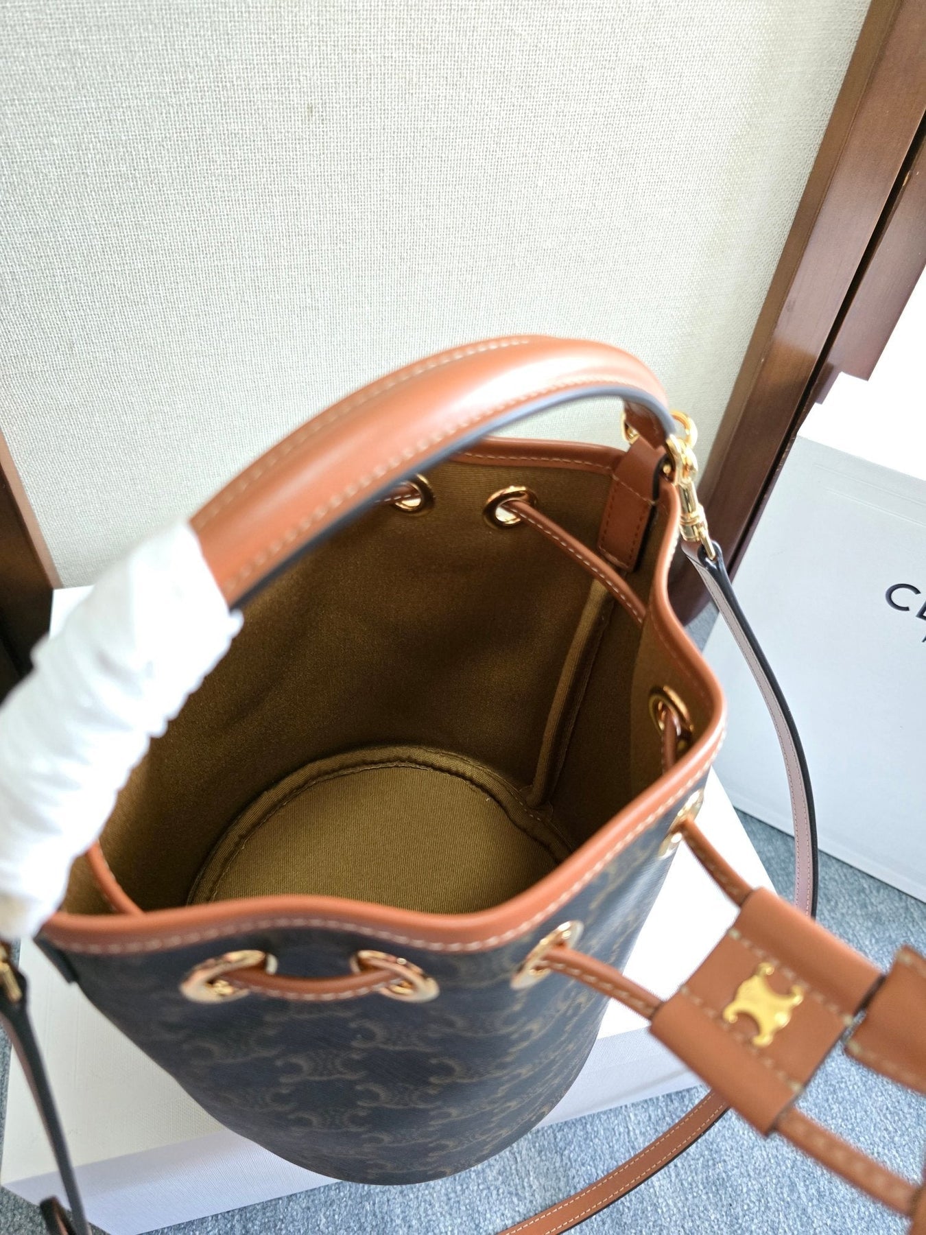 CLARA BAG 19 IN BLACK TRIOMPHE CANVAS AND BROWN CALFSKIN TRIM - Image 5