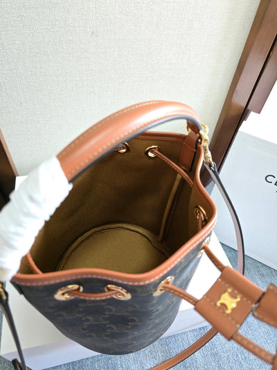 CLARA BAG 19 IN BLACK TRIOMPHE CANVAS AND BROWN CALFSKIN TRIM - Image 5