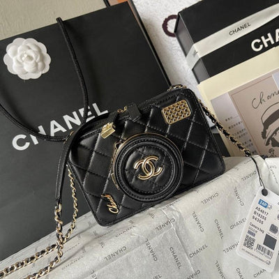 CC 16 CAMERA BAG IN BLACK CALFSKIN AND GOLD PLATED METAL - Image 3
