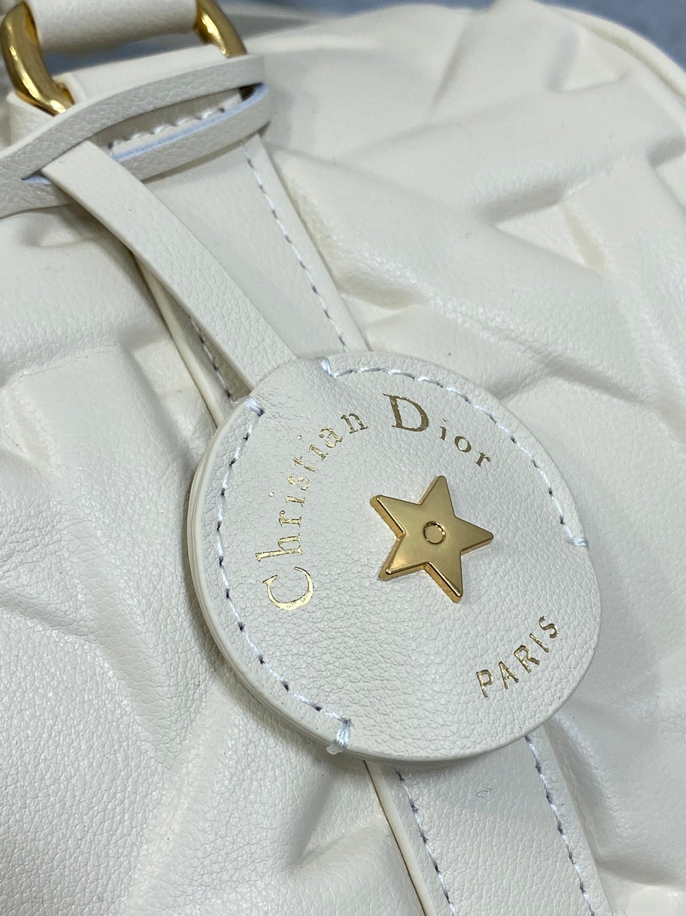GROOVE 25 BAG IN WHITE CREAM MACROCANNAGE CALFSKIN WITH GOLD HARDWARE