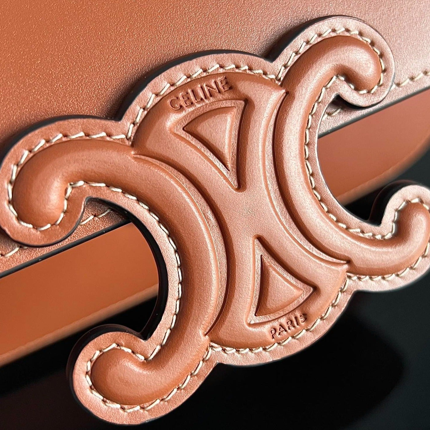 CLASSIQUE TRIOMPHE 22 TAN SMOOTH CALFSKIN - Image 9