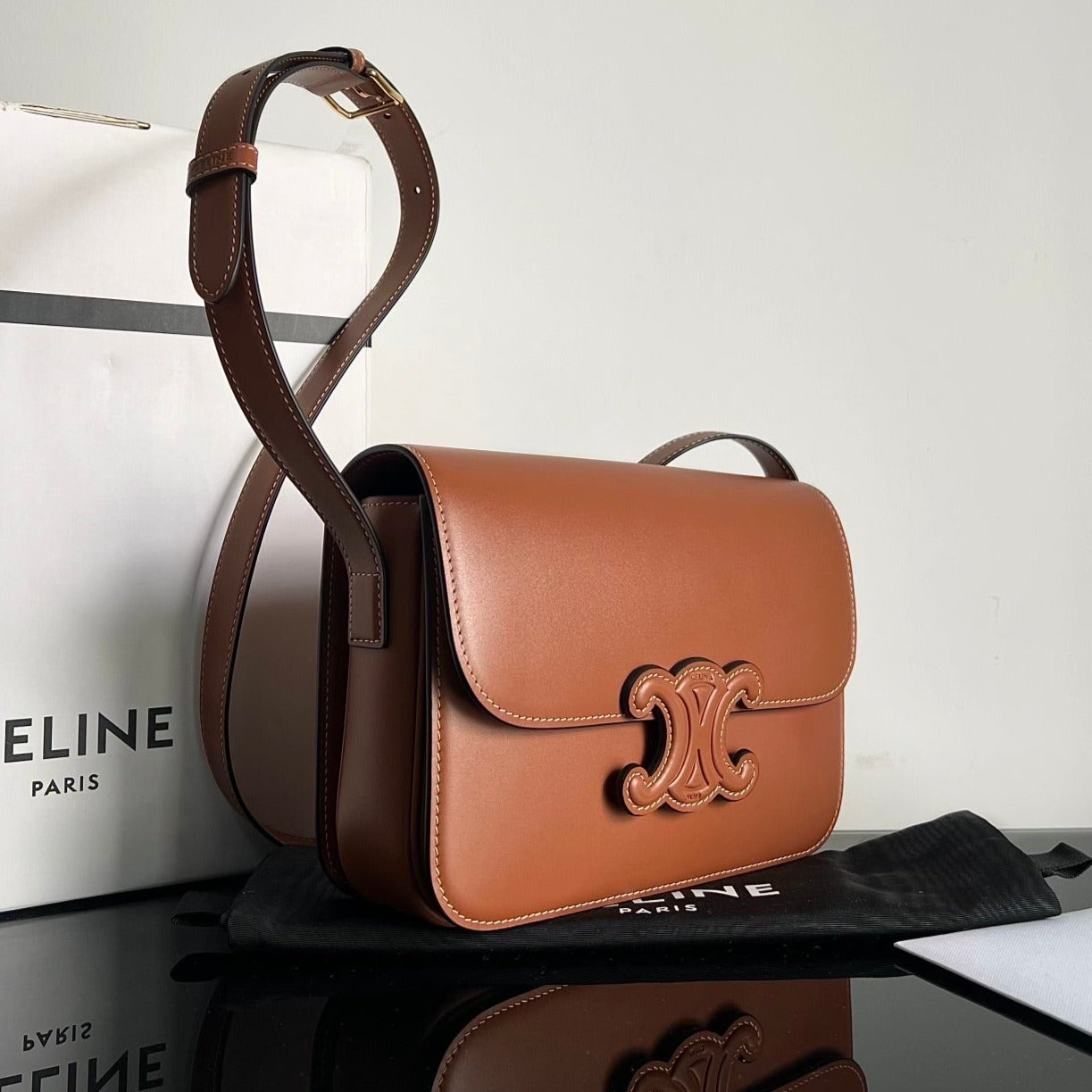 CLASSIQUE TRIOMPHE 22 TAN SMOOTH CALFSKIN - Image 11