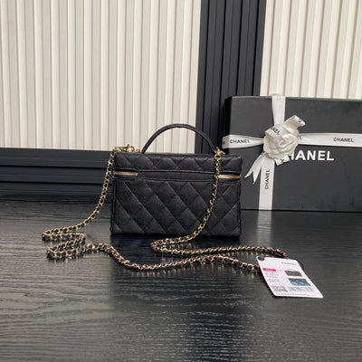 COSMETIC BAG 19 IN BLACK GRAINED CALFSKIN GOLD HARDWARE - Image 9
