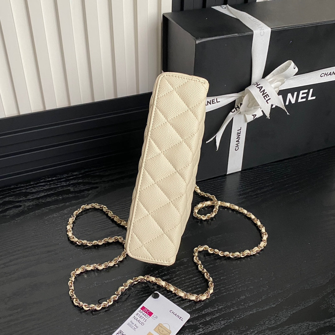 COSMETIC BAG 19 IN CREAM GRAINED CALFSKIN GOLD HARDWARE - Image 6