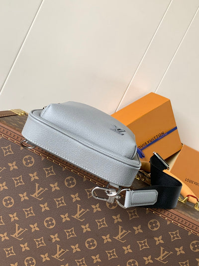lv avenue slingbag 31 in grey taiga leather - image 2