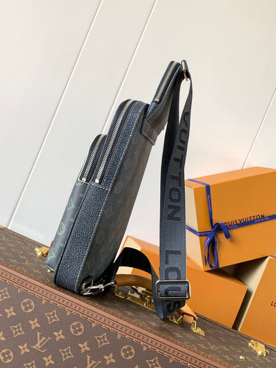 lv avenue slingbag 31 in black monogram canvas with brown logo - image 5