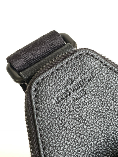 lv avenue 31 in black canvas calfskin - image 7