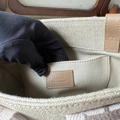 SMALL WOODY TOTE BAG 26.5 IN BEIGE LINEN CANVAS LIGHT PINK WEBBING LOGO EMBROIDERY - Image 10