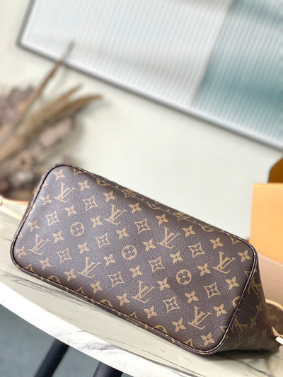 lv neverfull mm in brown monogram canvas with pink rabbit patch - image 6