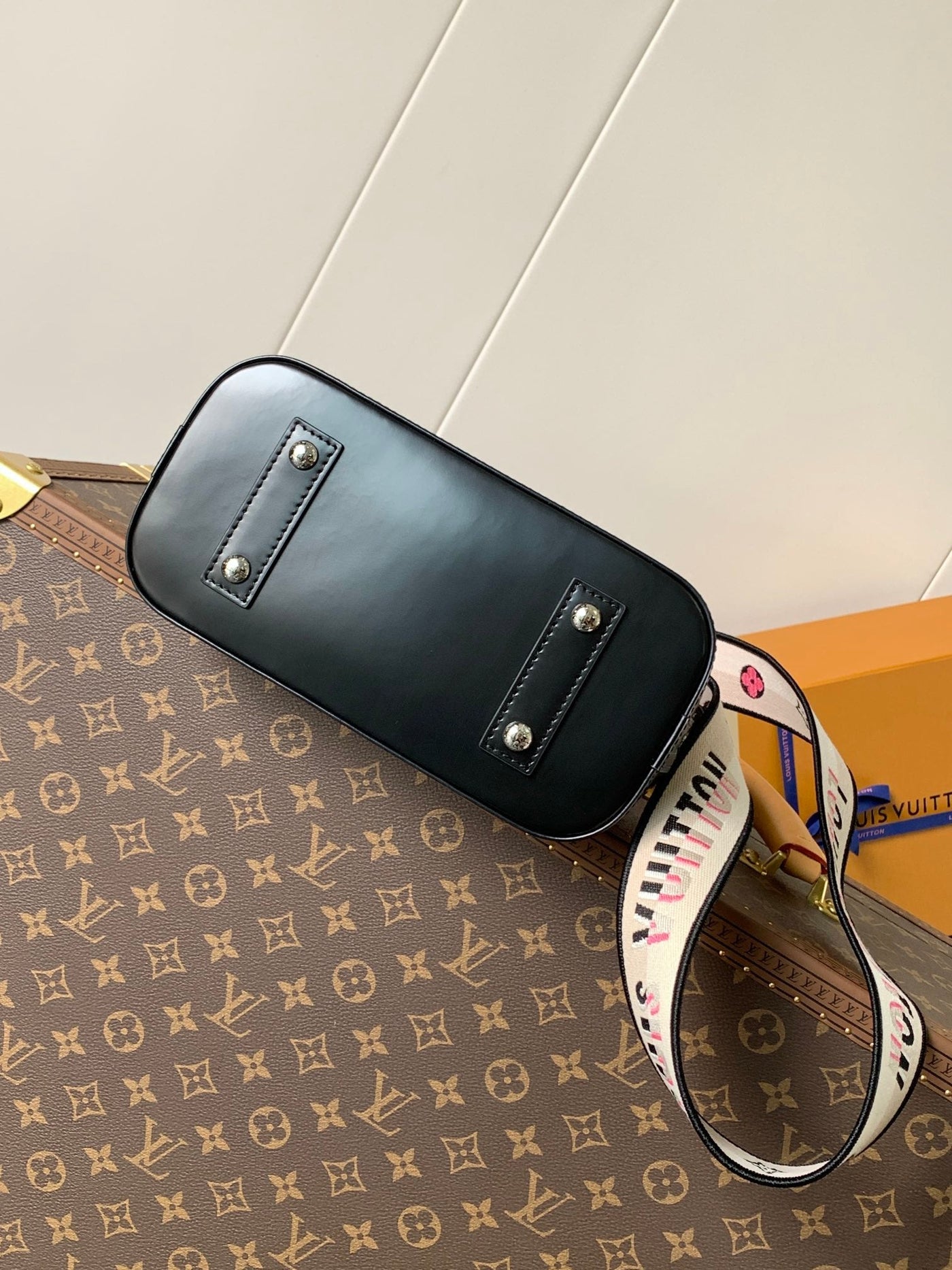 lv alma bb bag 23 in black grain cowhide - image 9