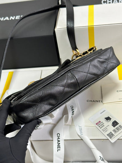 SMALL HIPPIE HOBO POSTMAN BAG 25 IN BLACK CALFSKIN GOLD HARDWARE - Image 10