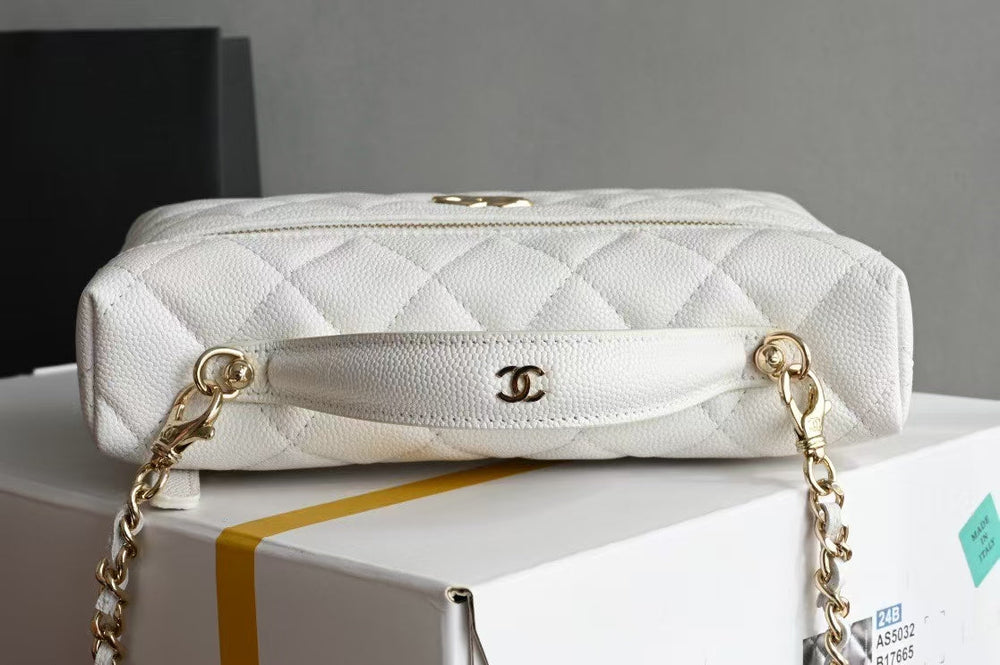 COSMETIC BAG 19 IN WHITE GRAINED CALFSKIN GOLD HARDWARE - Image 2