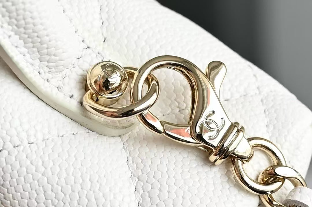 COSMETIC BAG 19 IN WHITE GRAINED CALFSKIN GOLD HARDWARE - Image 7