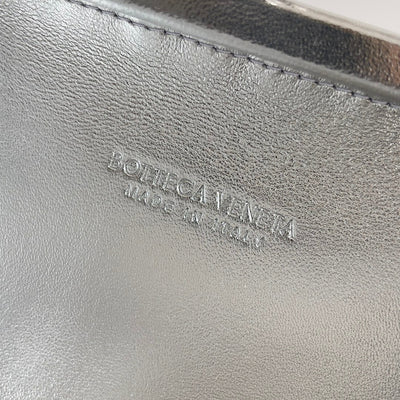 CLASSIC KNOT 20 IN SILVER LAMBSKIN - Image 10