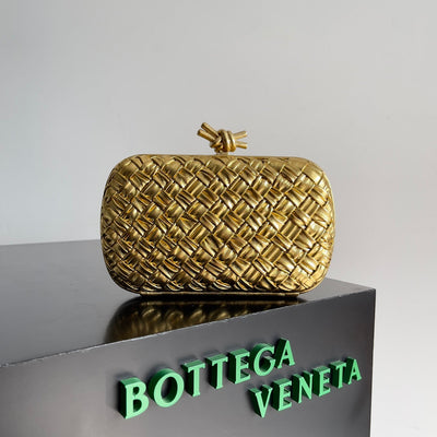 CLASSIC KNOT 20 IN GOLDEN LAMBSKIN - Image 3