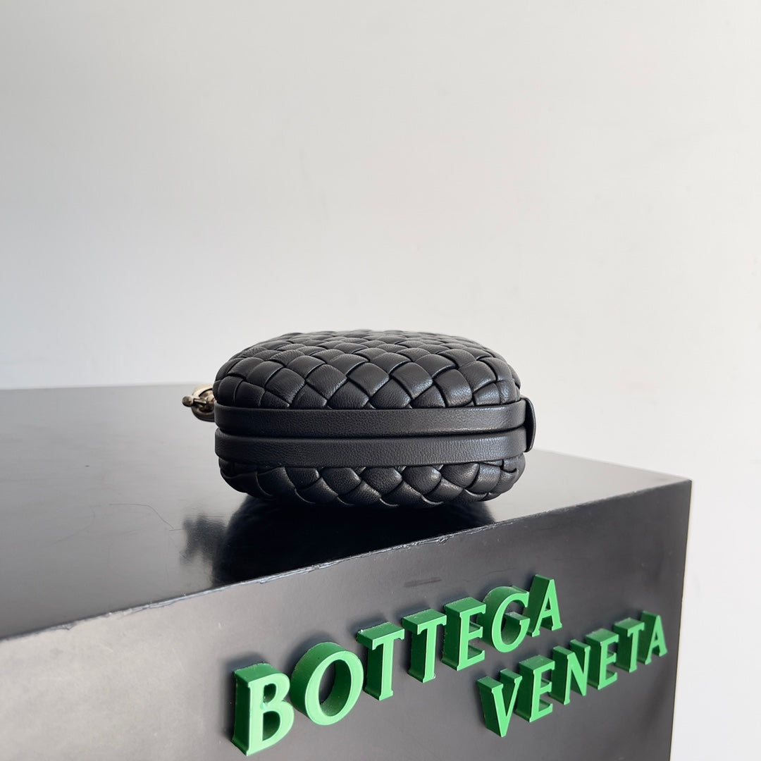 CLASSIC KNOT 20 IN BLACK LAMBSKIN - Image 8