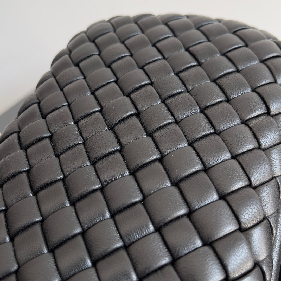 CLASSIC KNOT 20 IN BLACK LAMBSKIN - Image 9