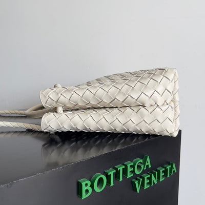 HANDLE BAG ANDIAMO 32 IN OFF WHITE LAMBSKIN - Image 10