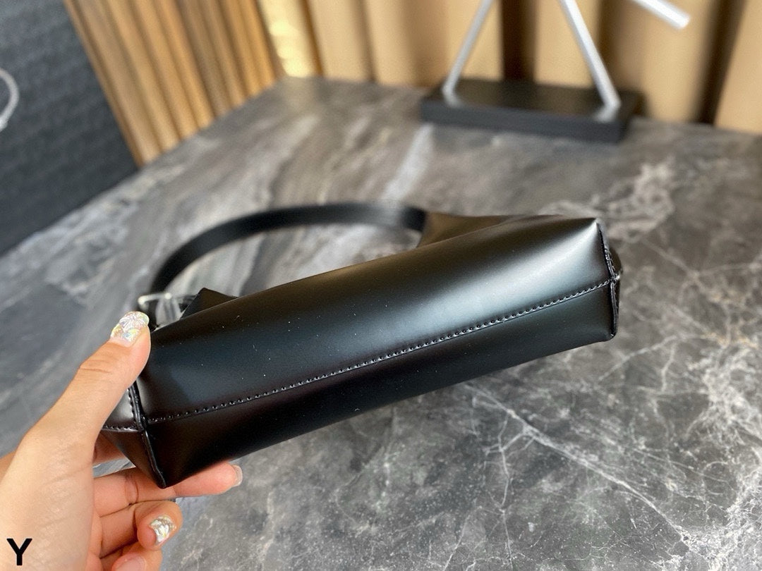 cleo shoulder bag 30 in black glossy calfskin - image 5