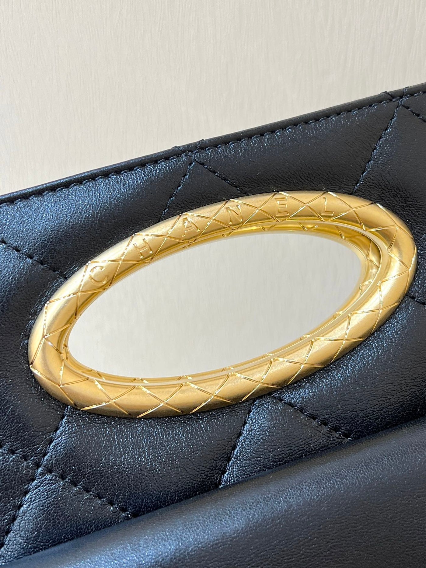CLUTCH 25 IN BLACK SHEEPSKIN GOLD HARDWARE
